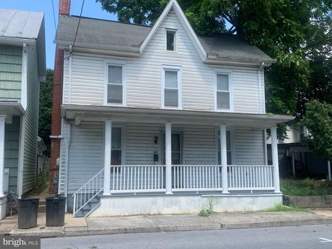 343 E ORANGE ST. SHIPPENSBURG PA 17257