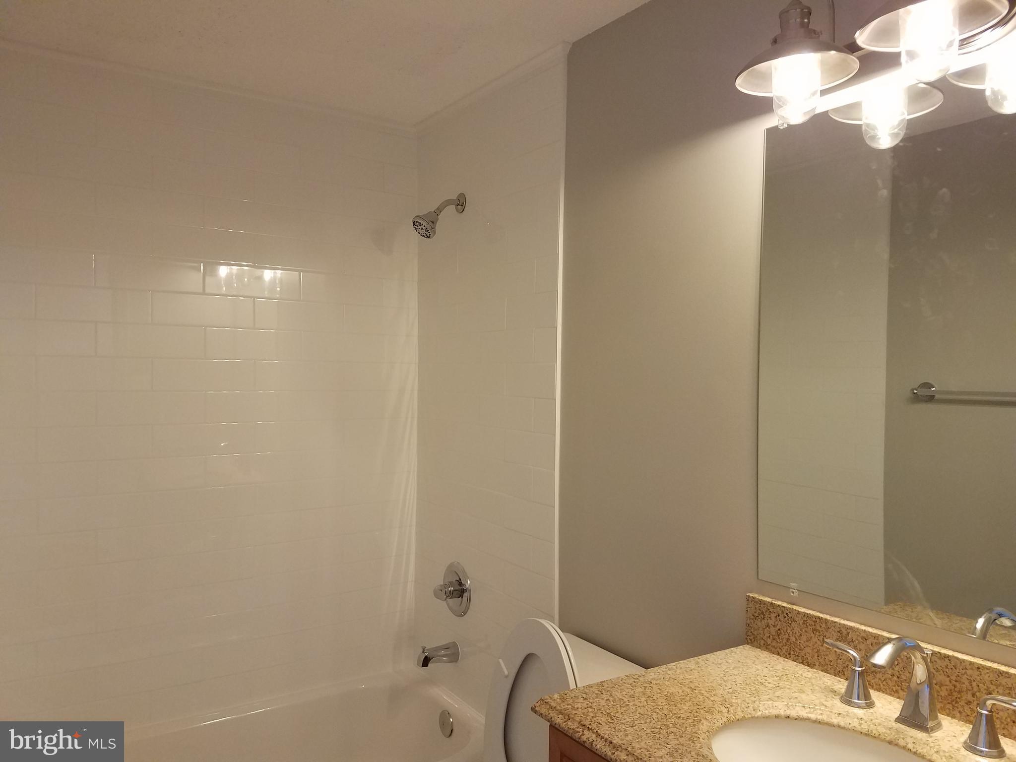 D EVEREUX WEST - Residential