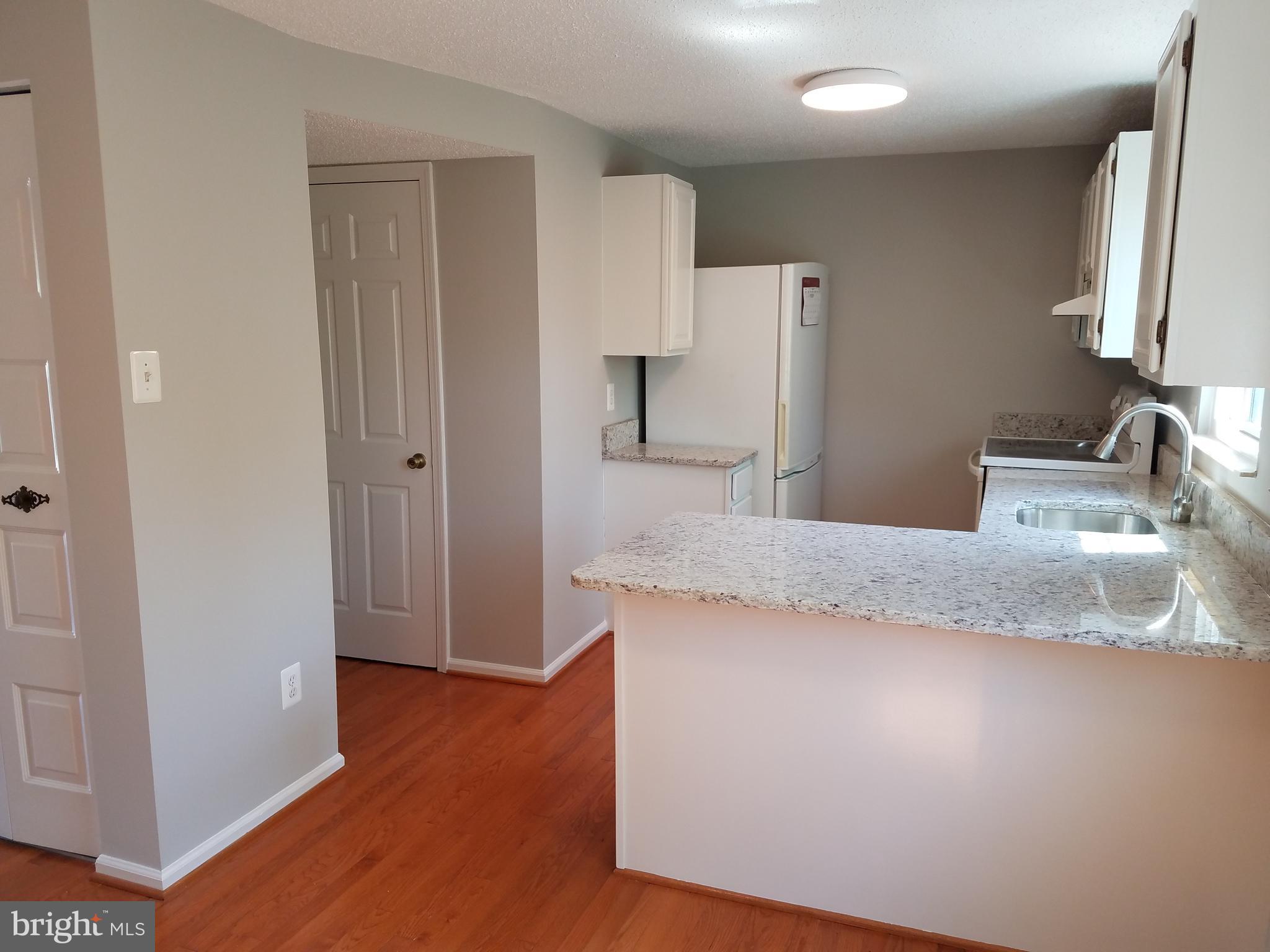 D EVEREUX WEST - Residential