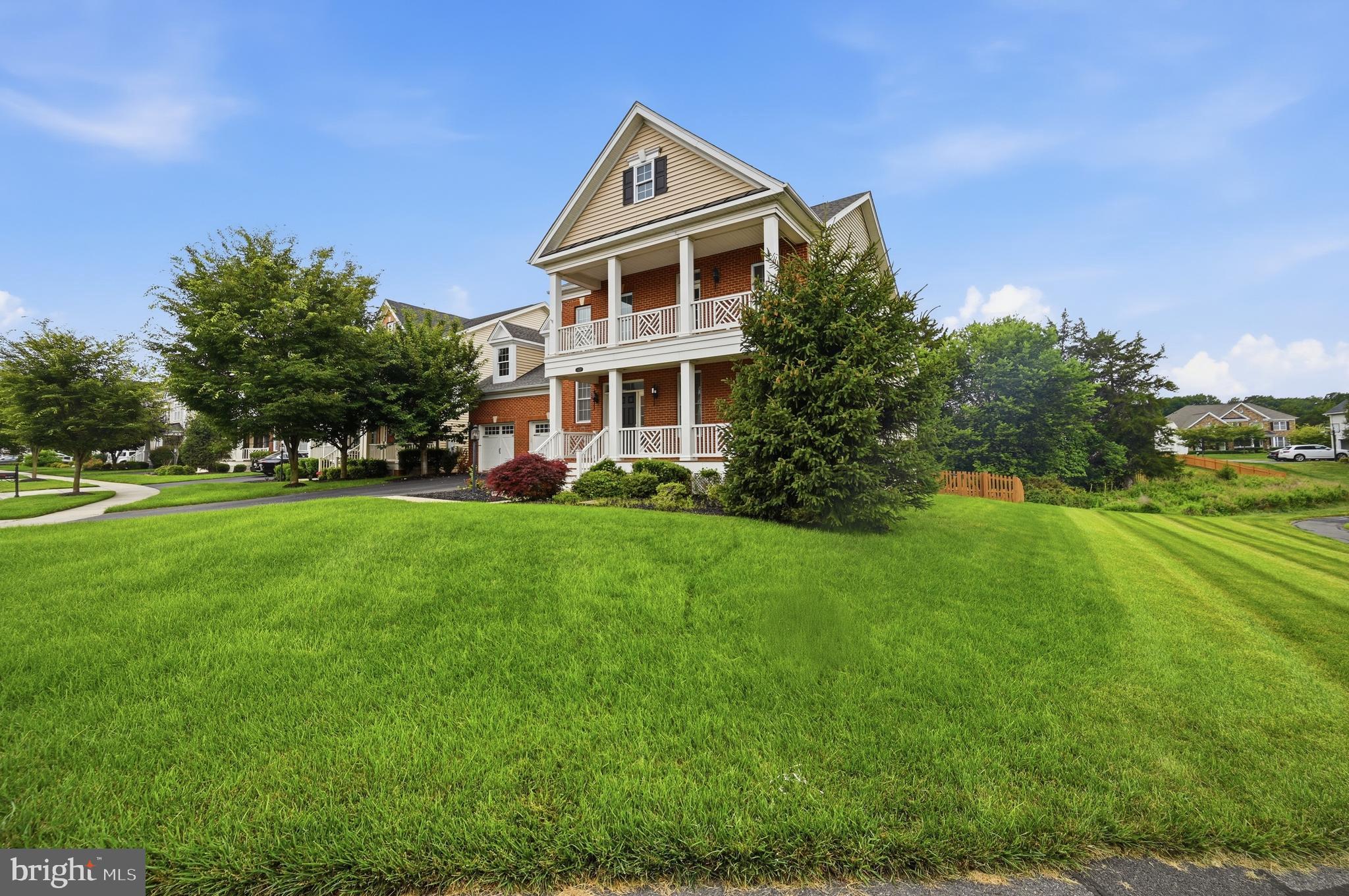 24267 PURPLE FINCH DRIVE