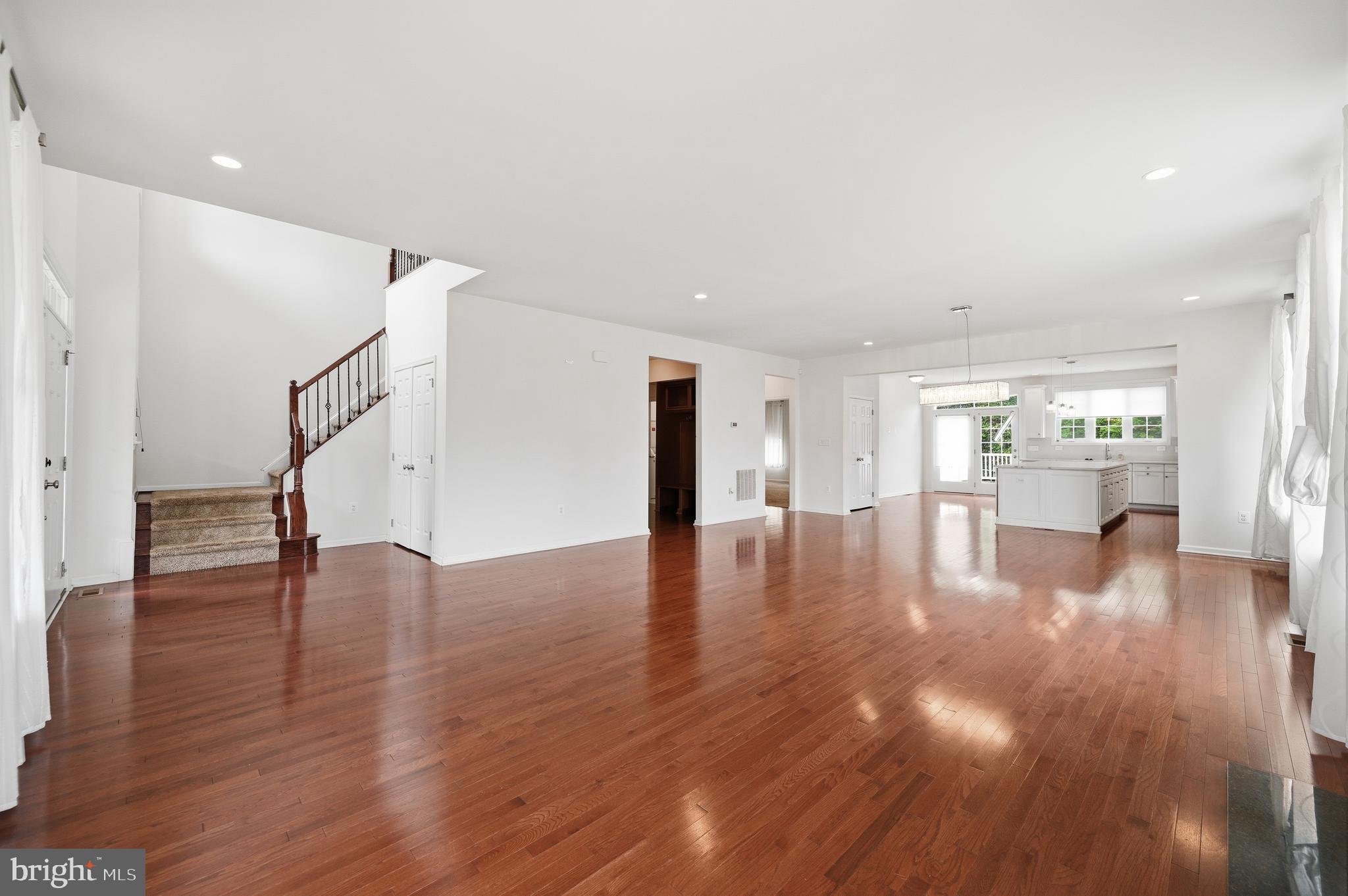 24267 PURPLE FINCH DRIVE