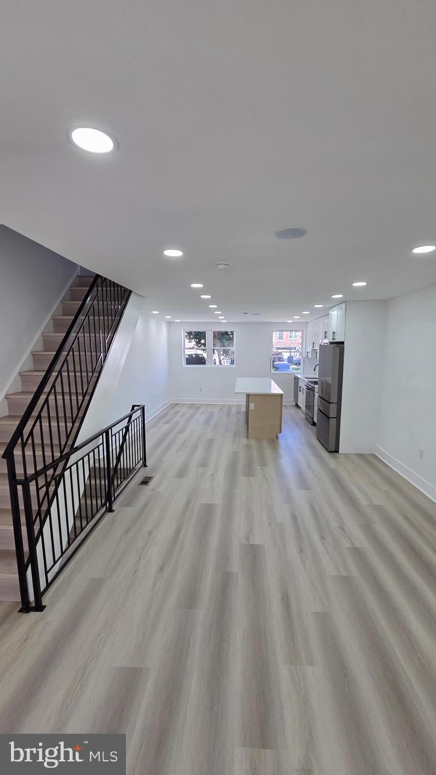 116 E CHELTENHAM AVENUE