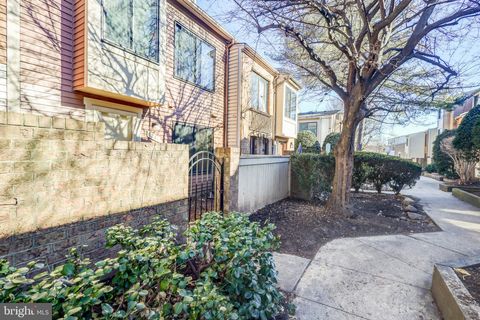 21 DOCENA COURT GAITHERSBURG MD 20886