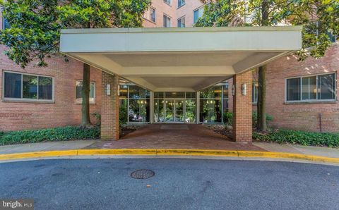 3000 SPOUT RUN PARKWAY B109 ARLINGTON VA 22201