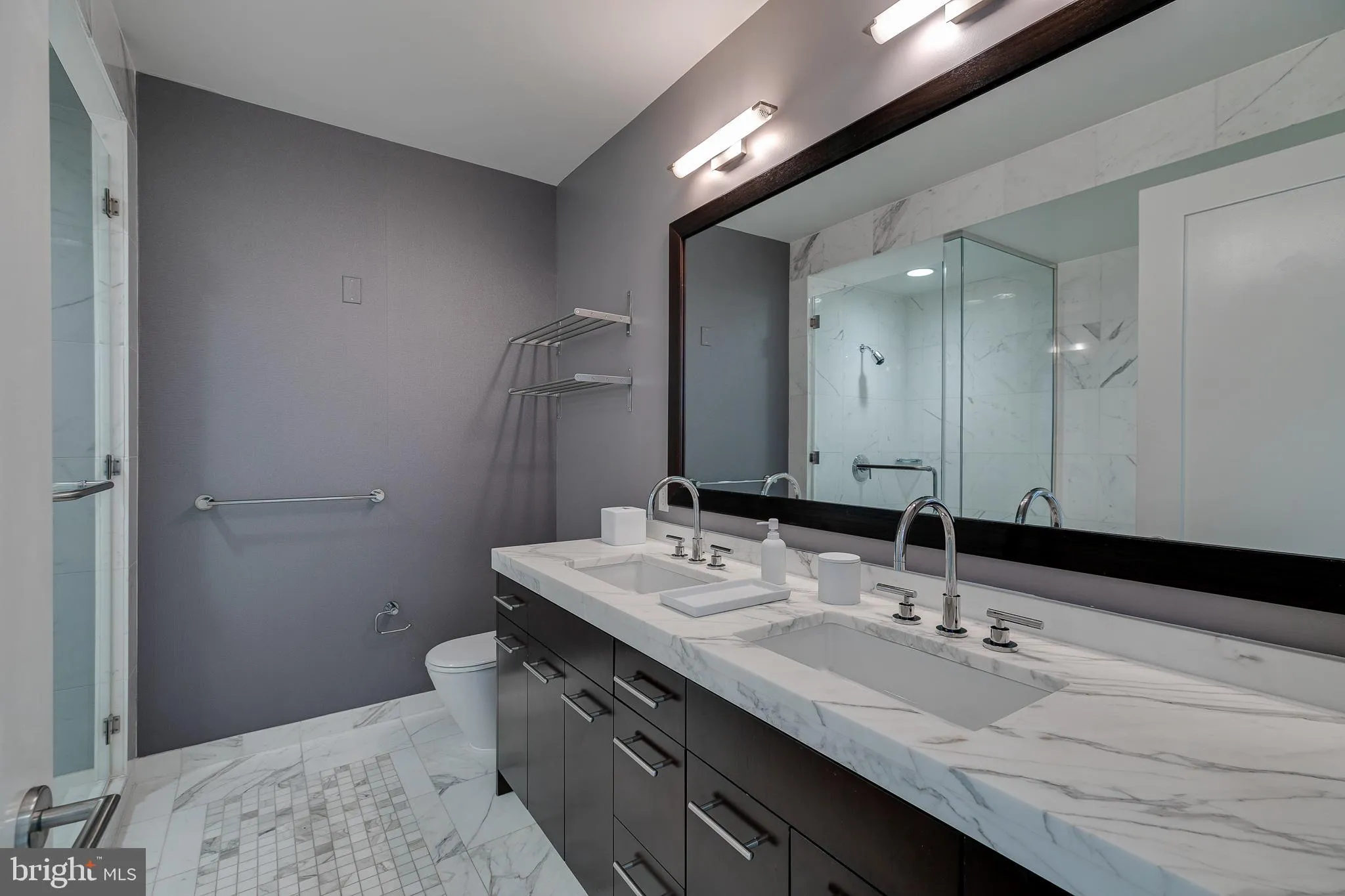 Philadelphia, Pennsylvania 19102, United States, 2 Bedrooms Bedrooms, ,2 BathroomsBathrooms,Residential,Active,78259