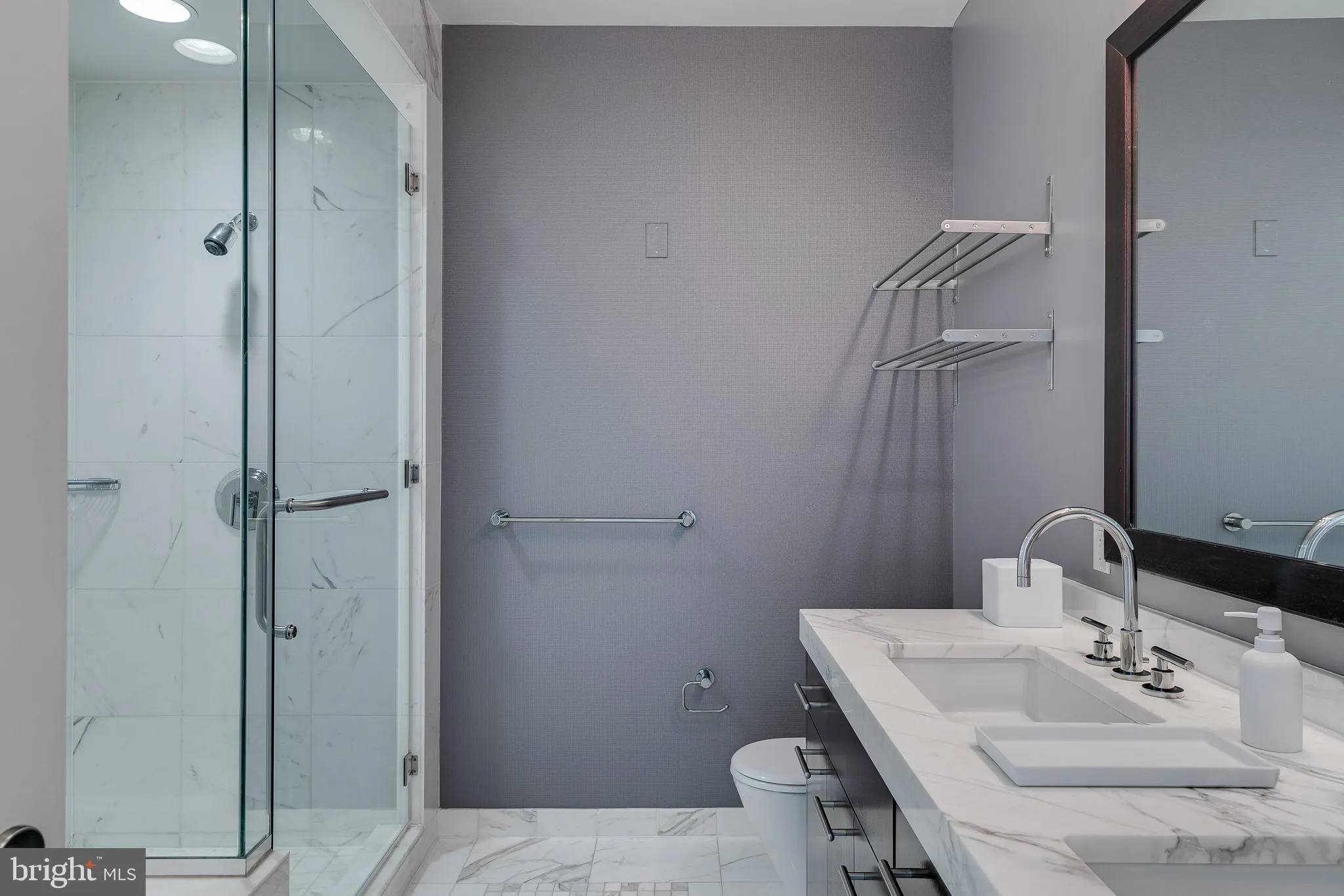 Philadelphia, Pennsylvania 19102, United States, 2 Bedrooms Bedrooms, ,2 BathroomsBathrooms,Residential,Active,78259