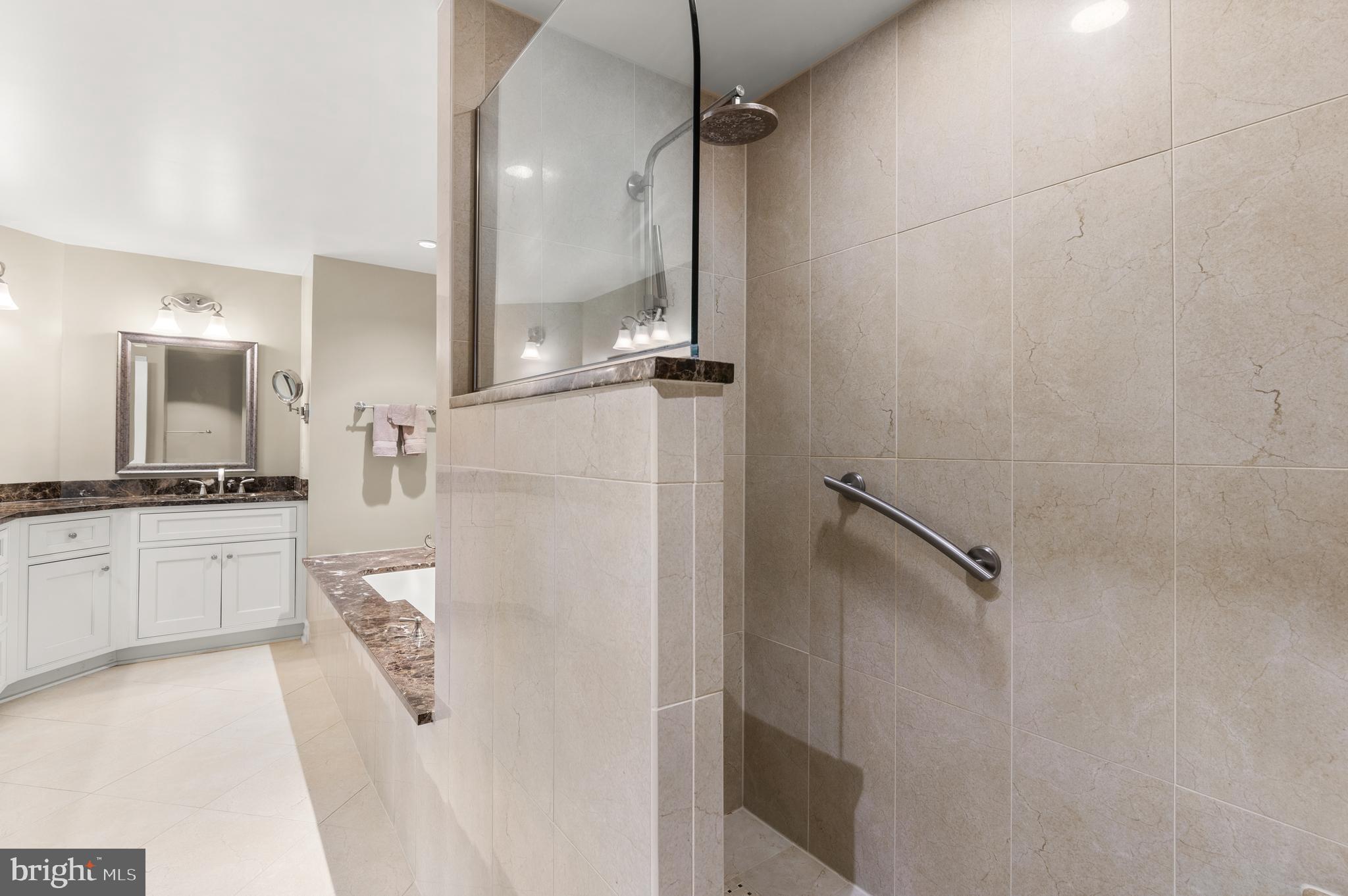 AVENEL - Residential