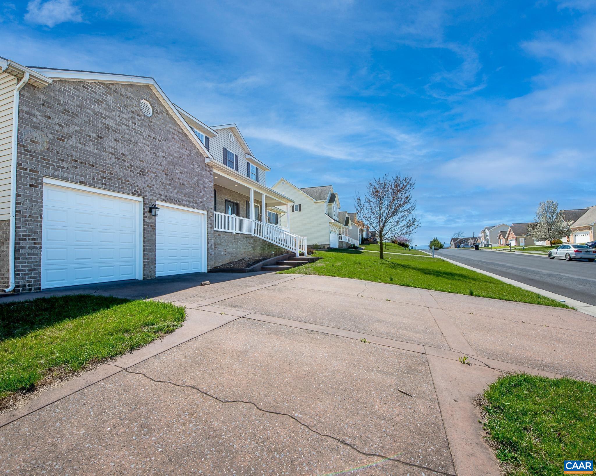 SKYVIEW ESTATES - Residential