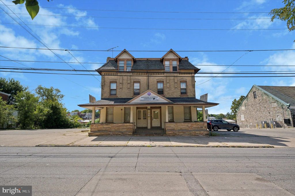 Photo of 516 E Marshall Street, NORRISTOWN, PA 19401 (MLS # PAMC2153850)