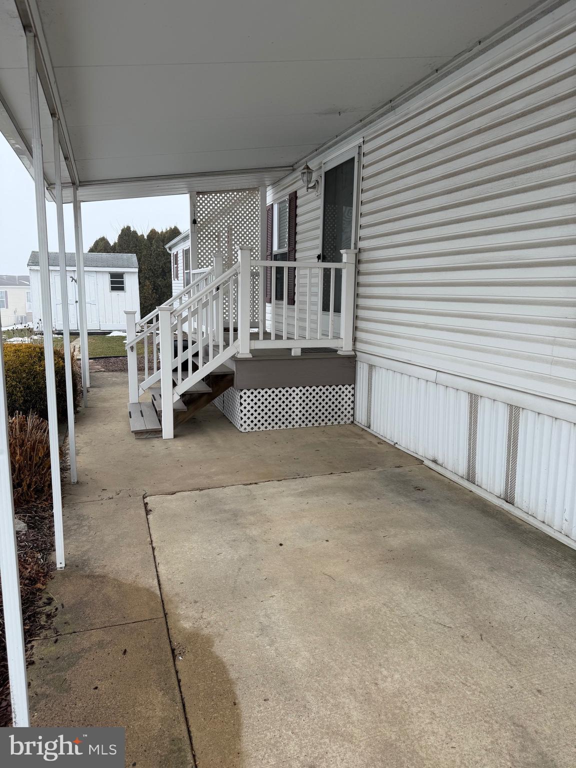 7 COUNTRY ACRES GOLD PARK