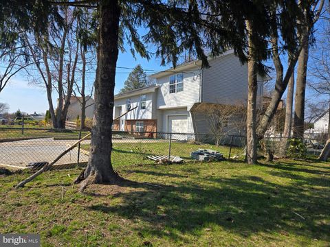 11 HOCKAMICK ROAD COOKSTOWN NJ 08511