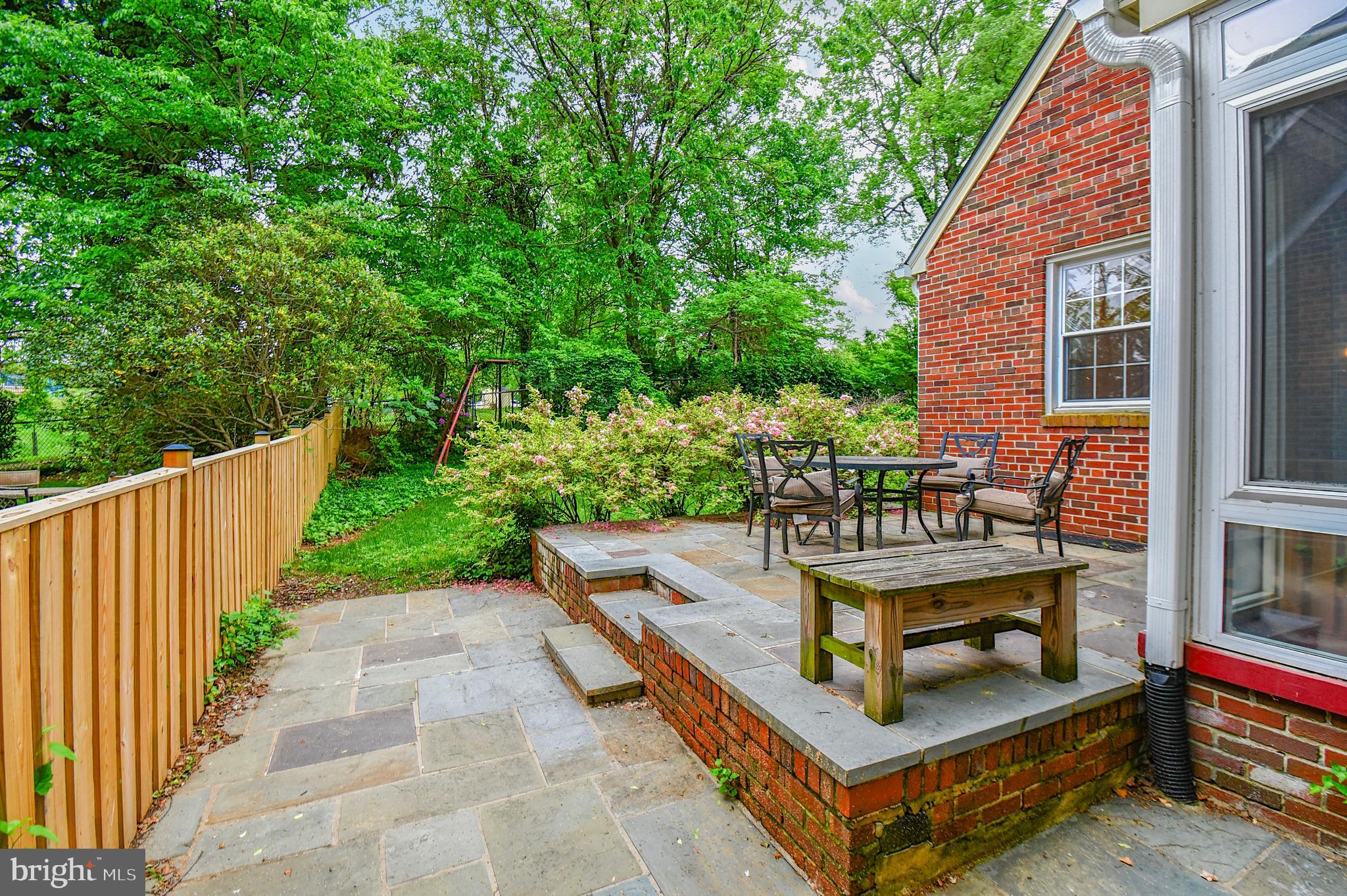 WOODMOOR - Residential