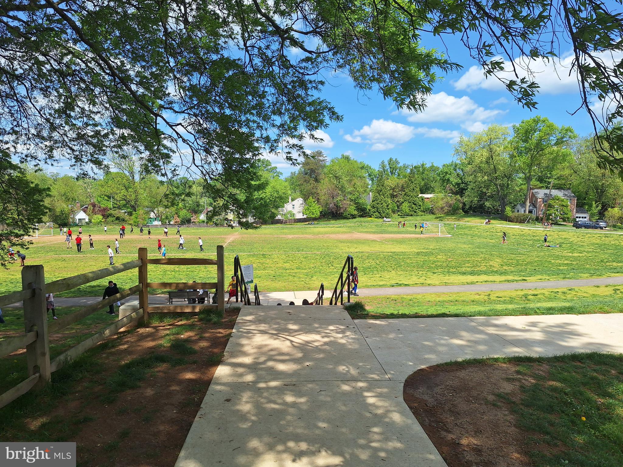 WOODMOOR - Residential