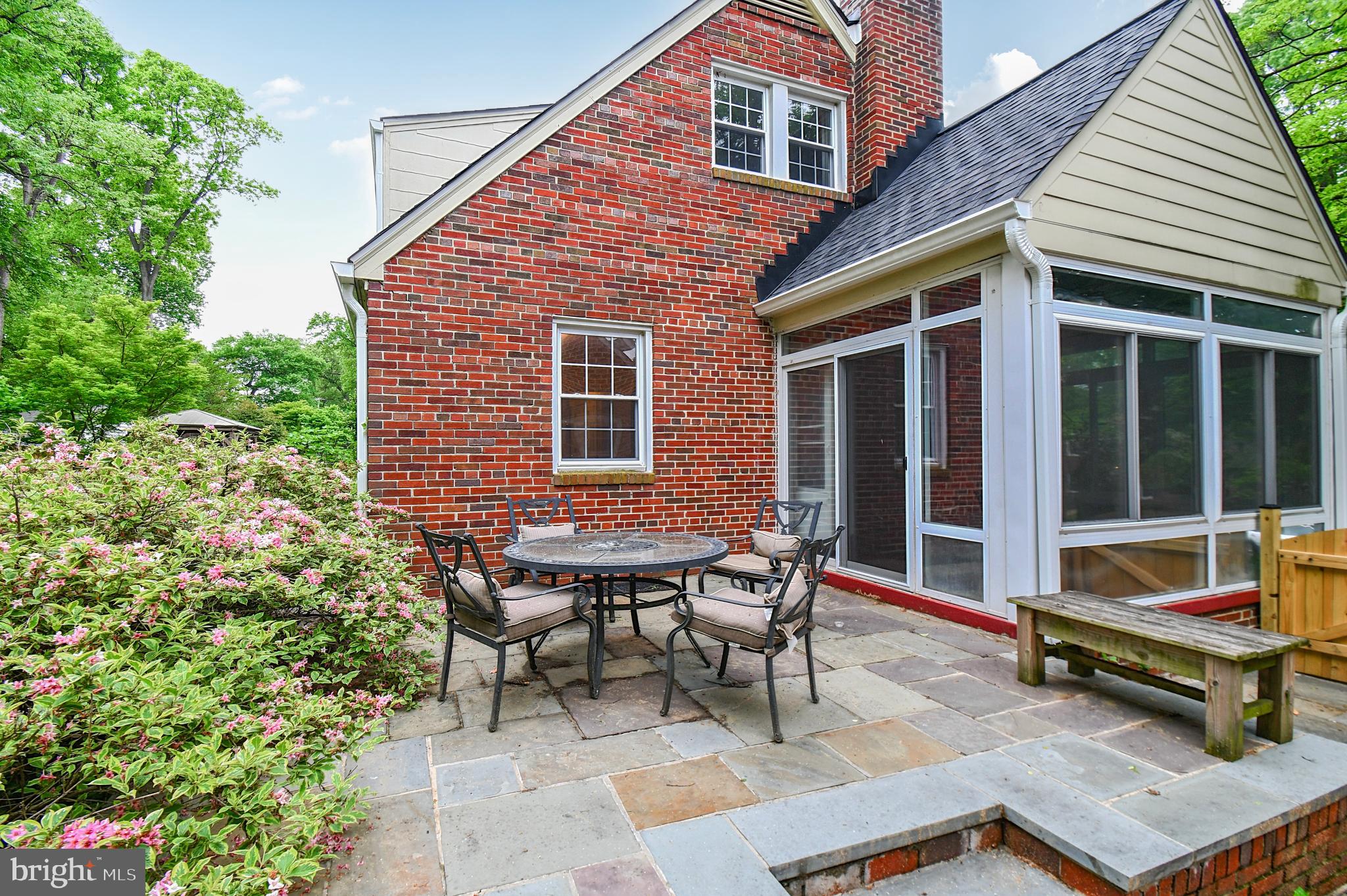 WOODMOOR - Residential