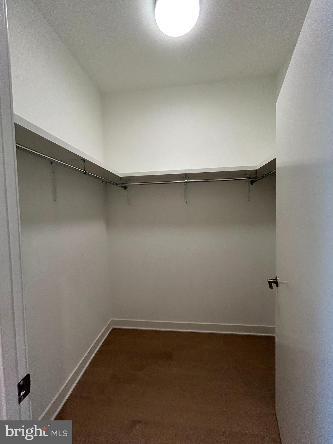 THE VERSE CONDO - Residential Lease