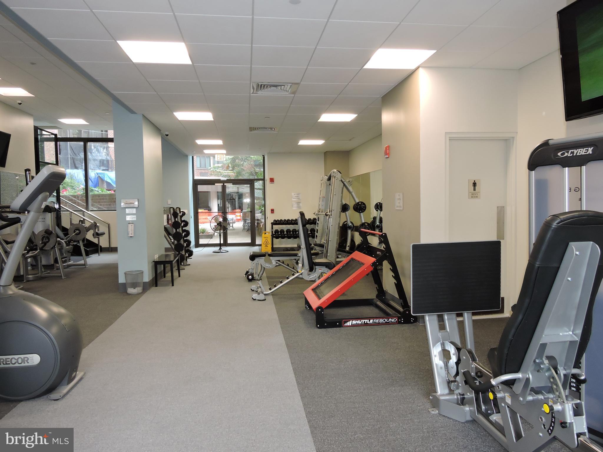 AVENUE OF THE ARTS - Residential Lease