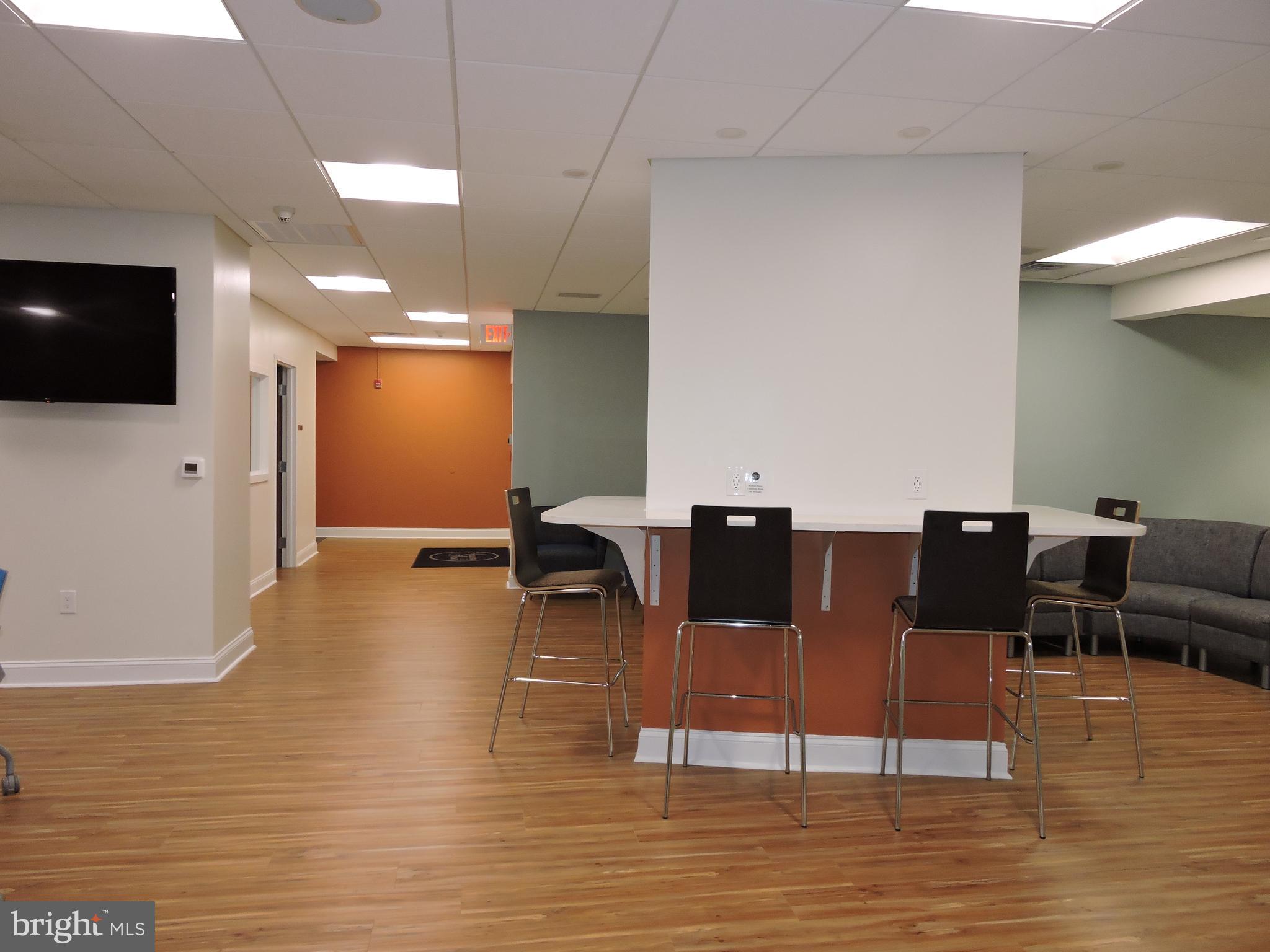 AVENUE OF THE ARTS - Residential Lease