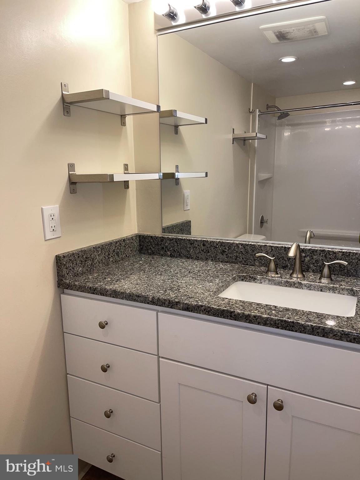 AVENUE OF THE ARTS - Residential Lease