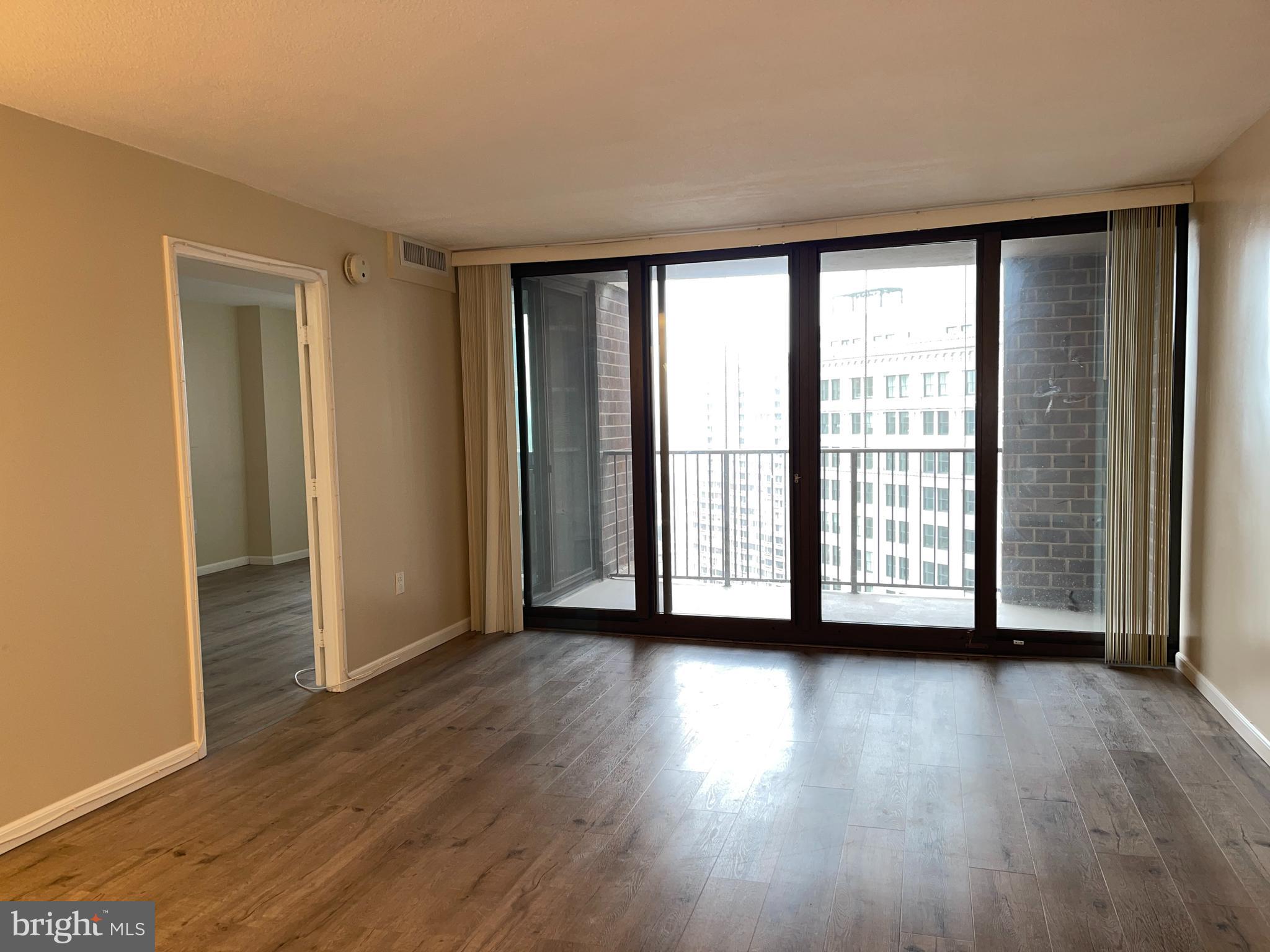 AVENUE OF THE ARTS - Residential Lease