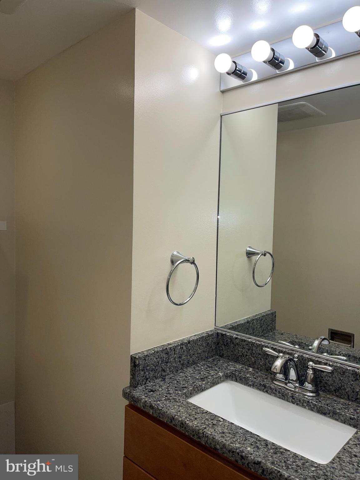 AVENUE OF THE ARTS - Residential Lease