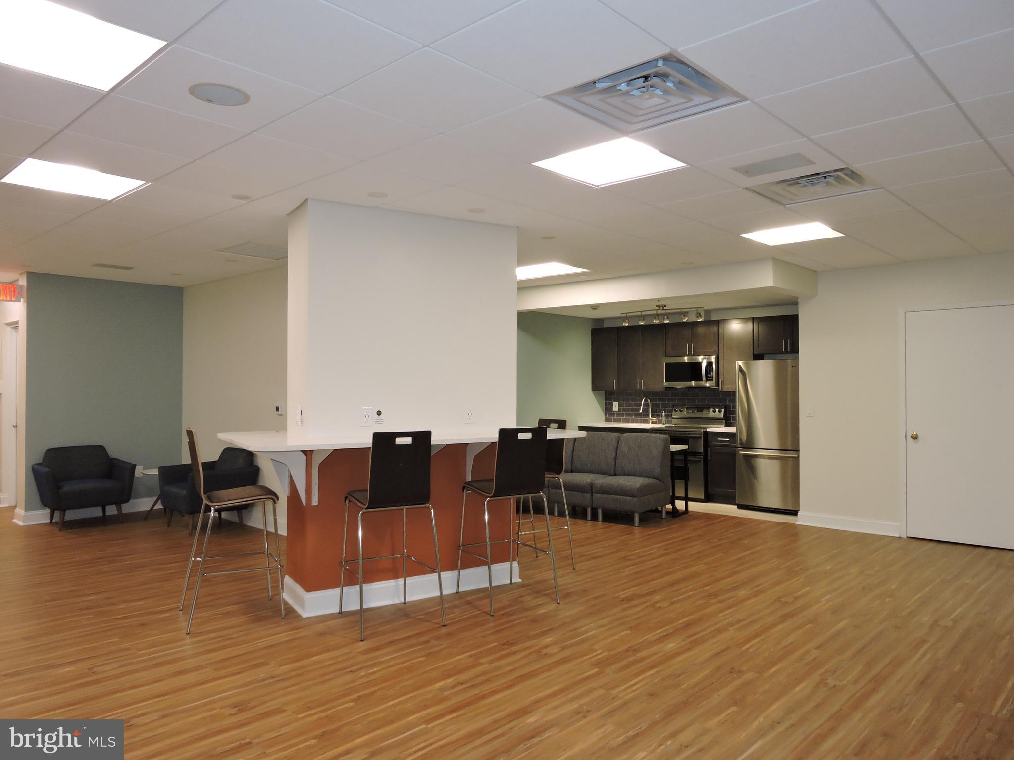 AVENUE OF THE ARTS - Residential Lease