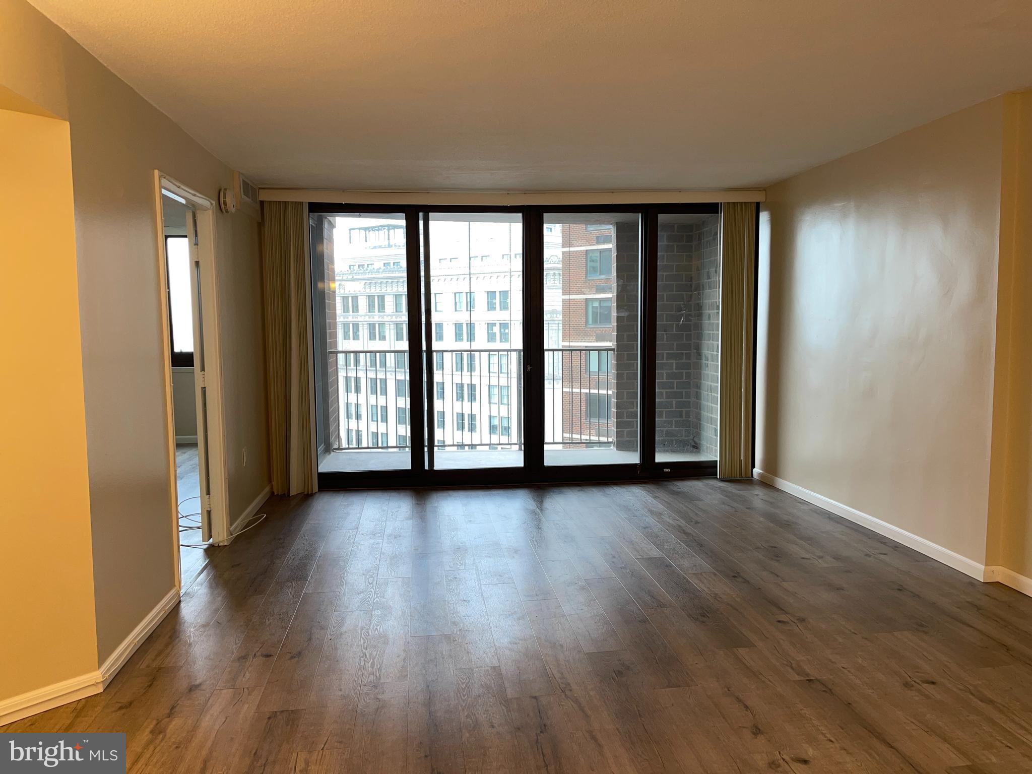 AVENUE OF THE ARTS - Residential Lease