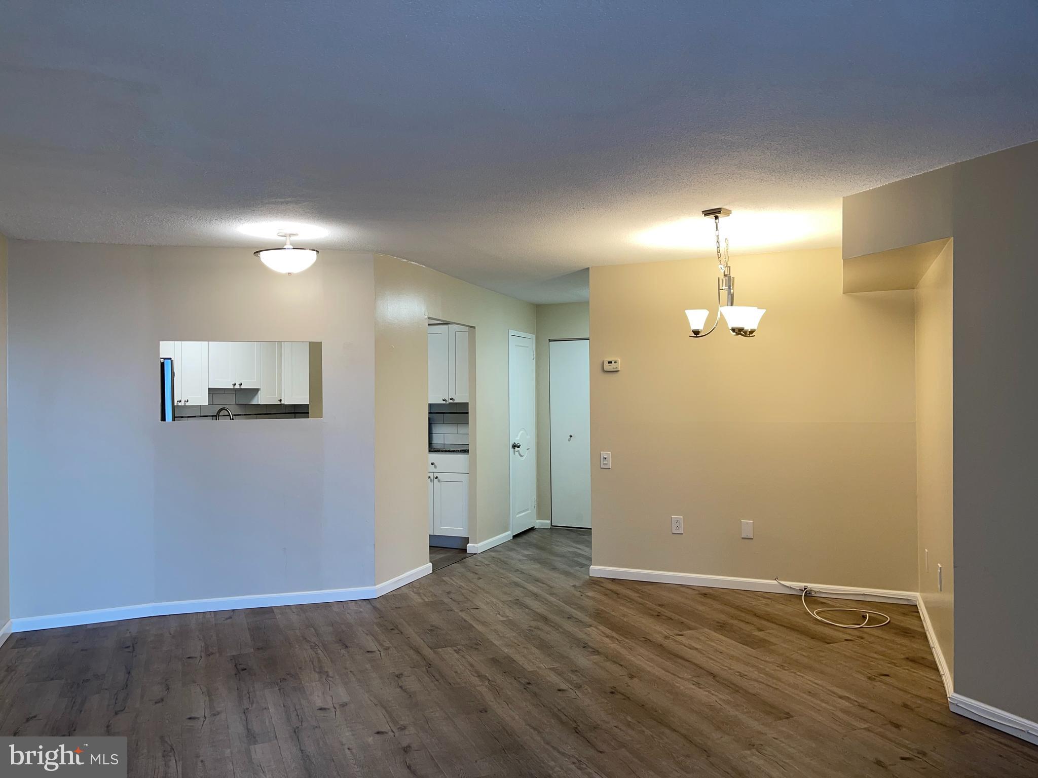 AVENUE OF THE ARTS - Residential Lease