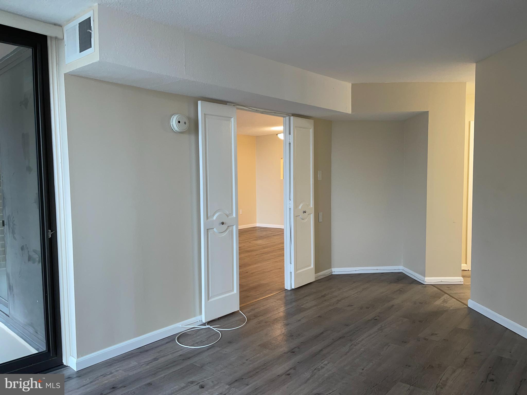 AVENUE OF THE ARTS - Residential Lease