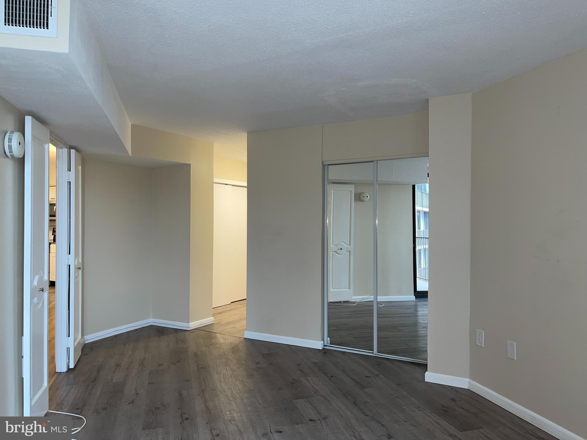 AVENUE OF THE ARTS - Residential Lease