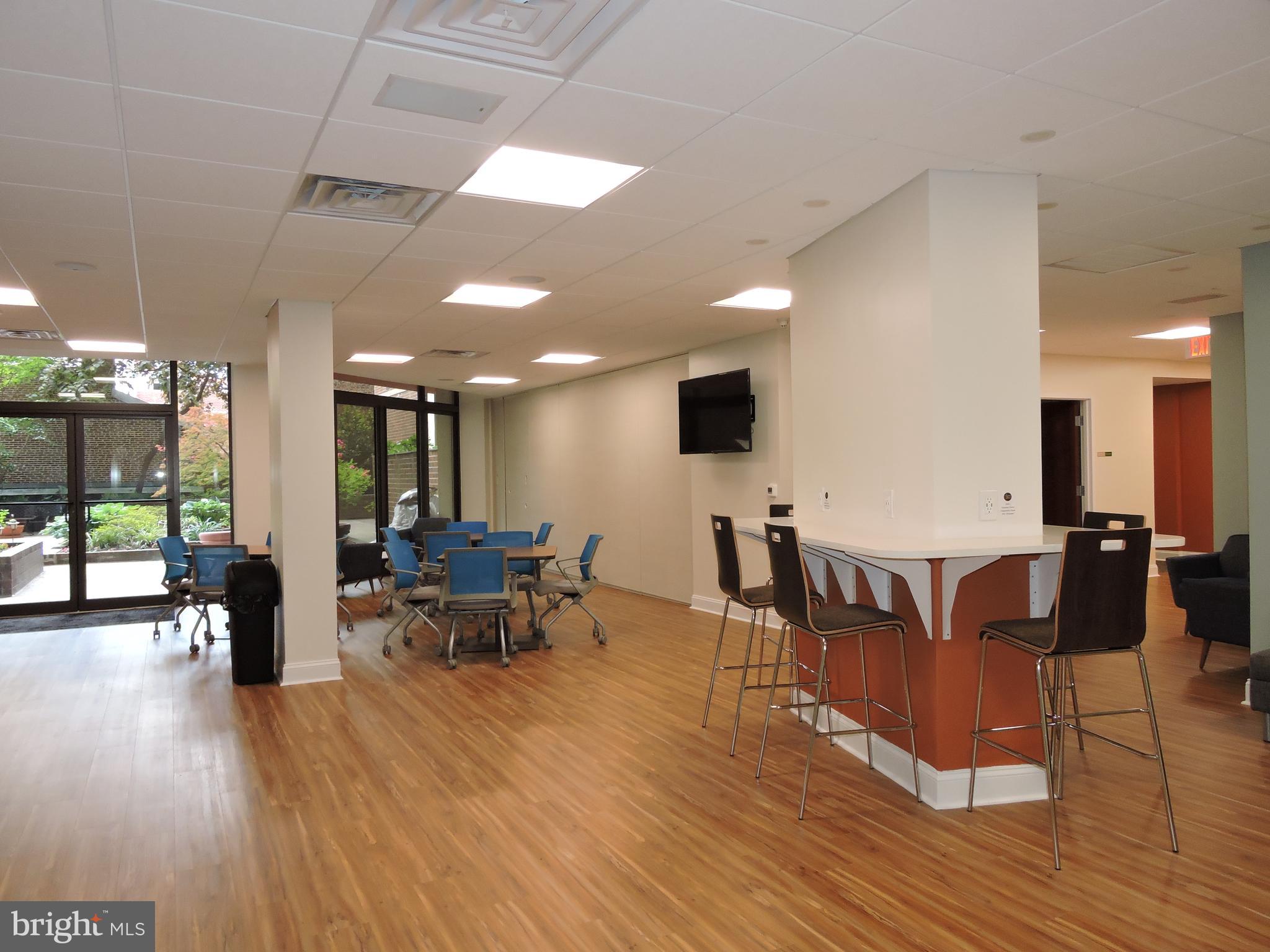 AVENUE OF THE ARTS - Residential Lease