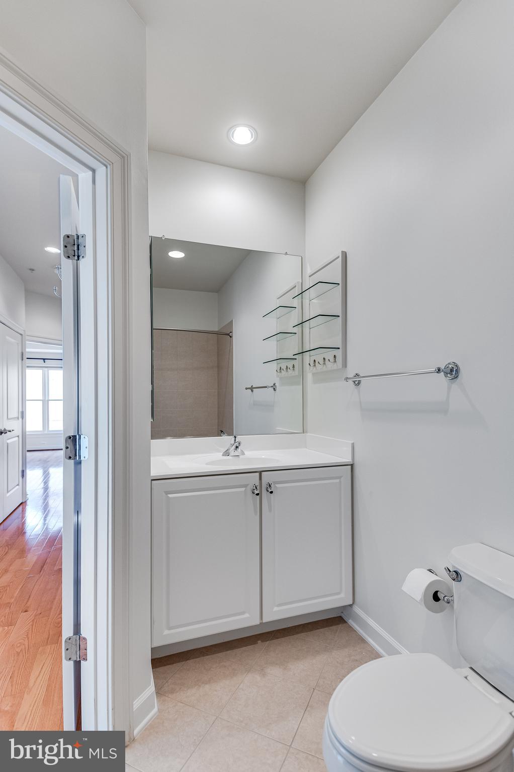 POTOMAC GREENS - Residential Lease