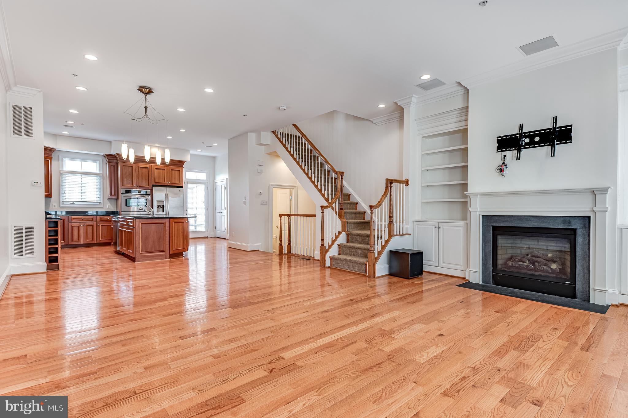 POTOMAC GREENS - Residential Lease