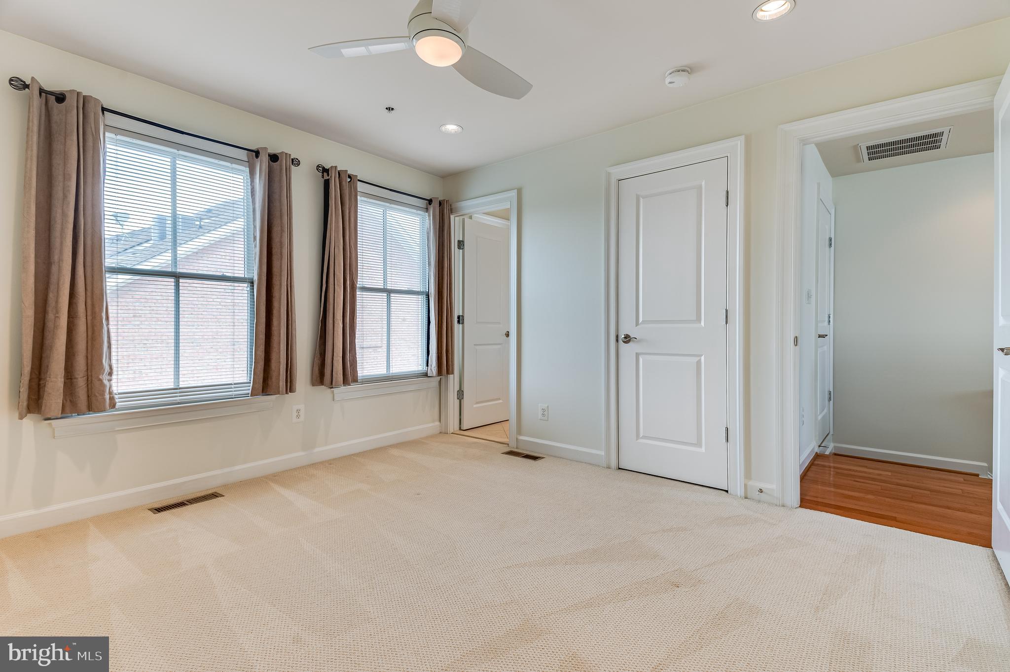 POTOMAC GREENS - Residential Lease