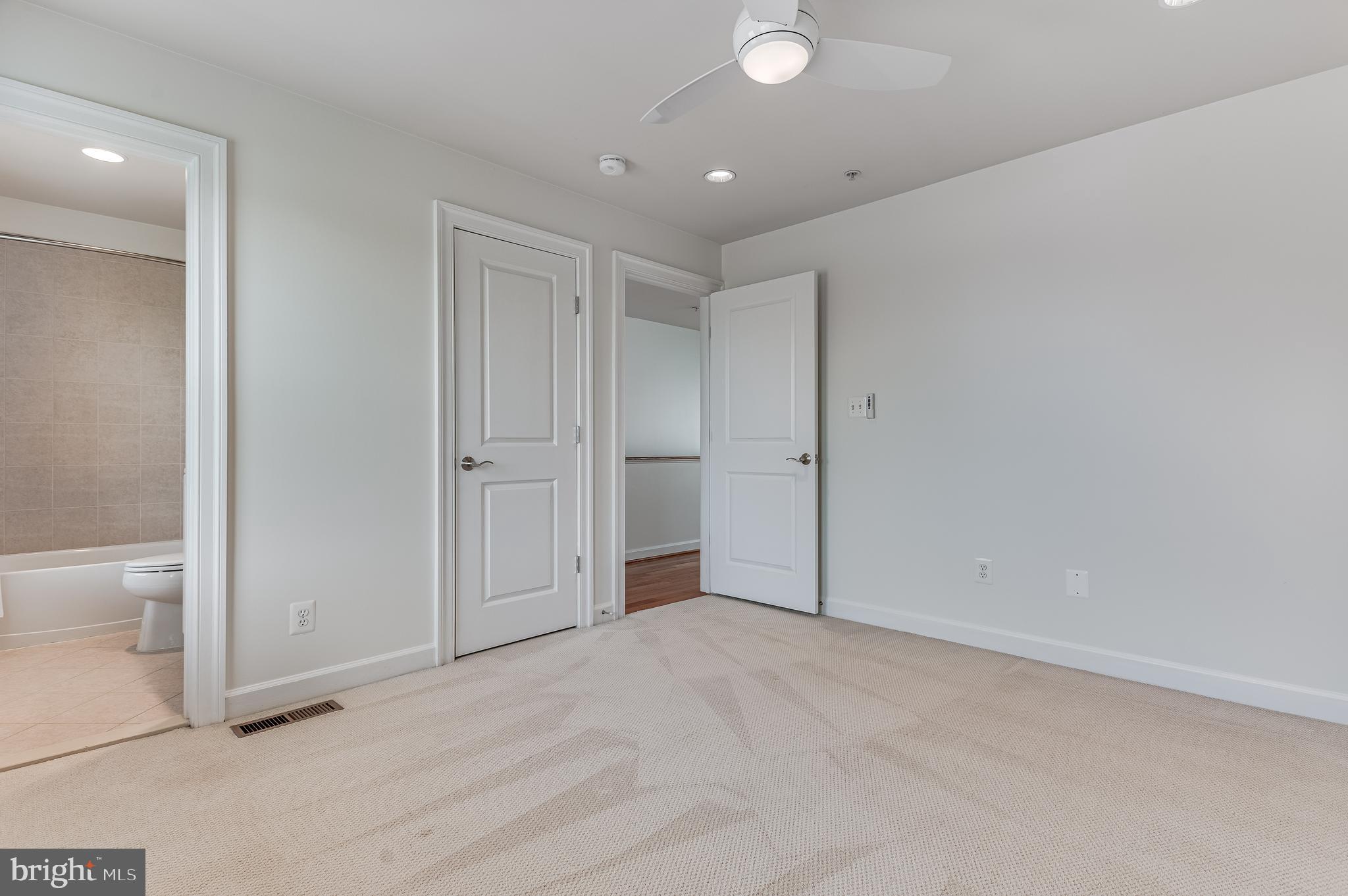 POTOMAC GREENS - Residential Lease