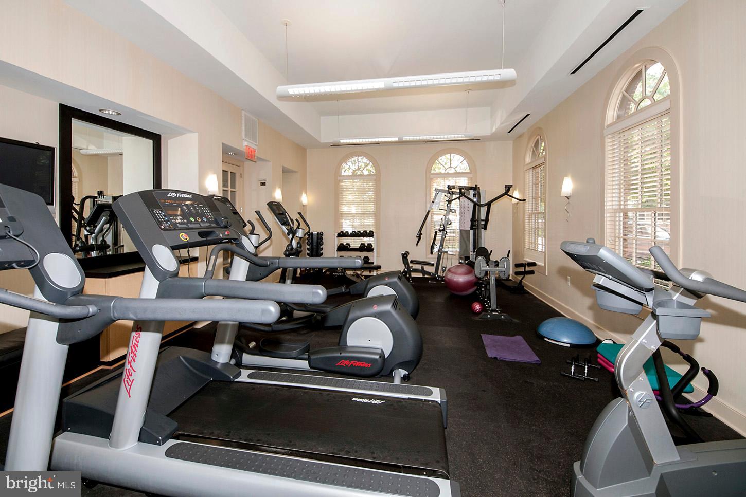 POTOMAC GREENS - Residential Lease