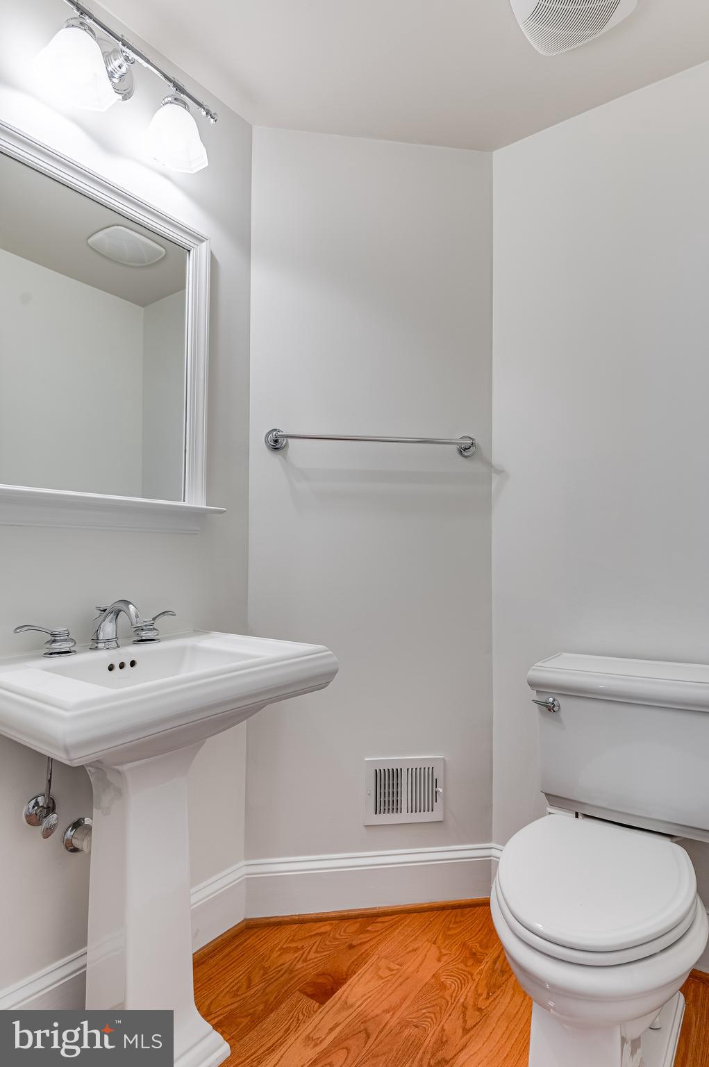 POTOMAC GREENS - Residential Lease