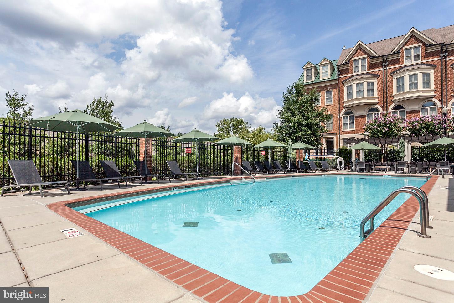 POTOMAC GREENS - Residential Lease