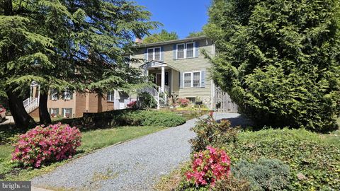 Photo of 5935 15th Street N, ARLINGTON, VA 22205 (MLS # VAAR2072148)
