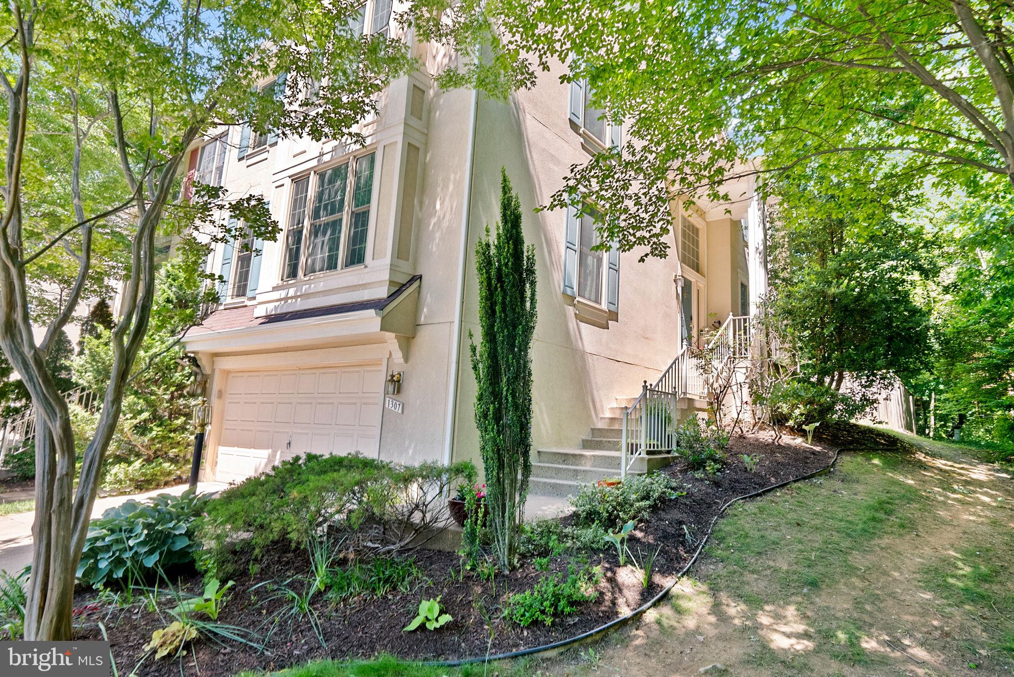 1307 PARK GARDEN LANE