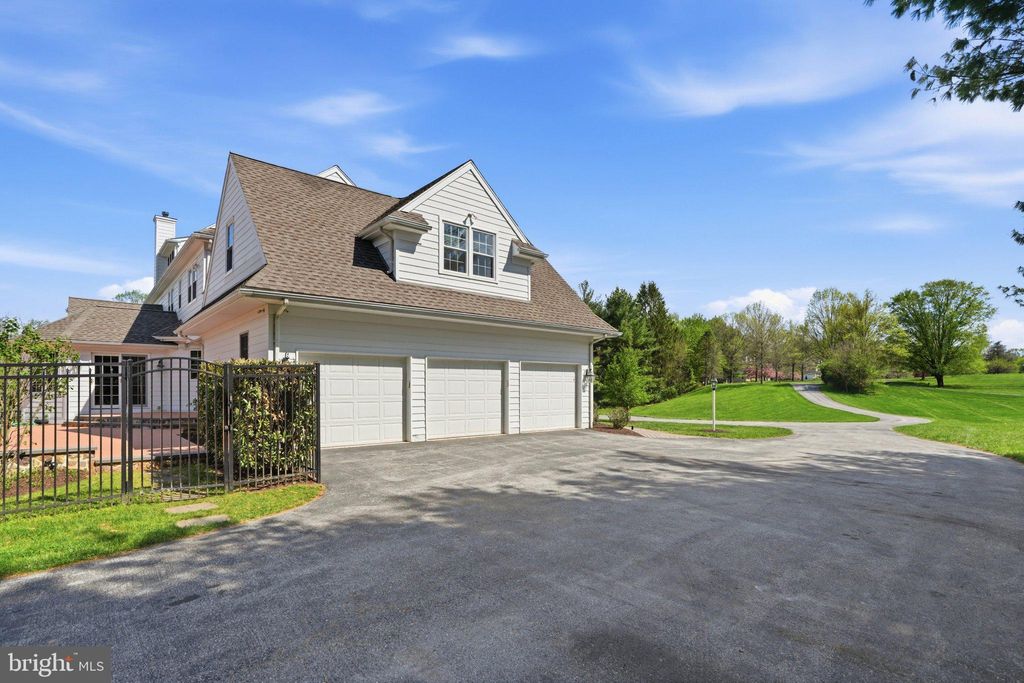 Photo of 106 Nathaniel Lane, KENNETT SQUARE, PA 19348 (MLS # PACT2121128)