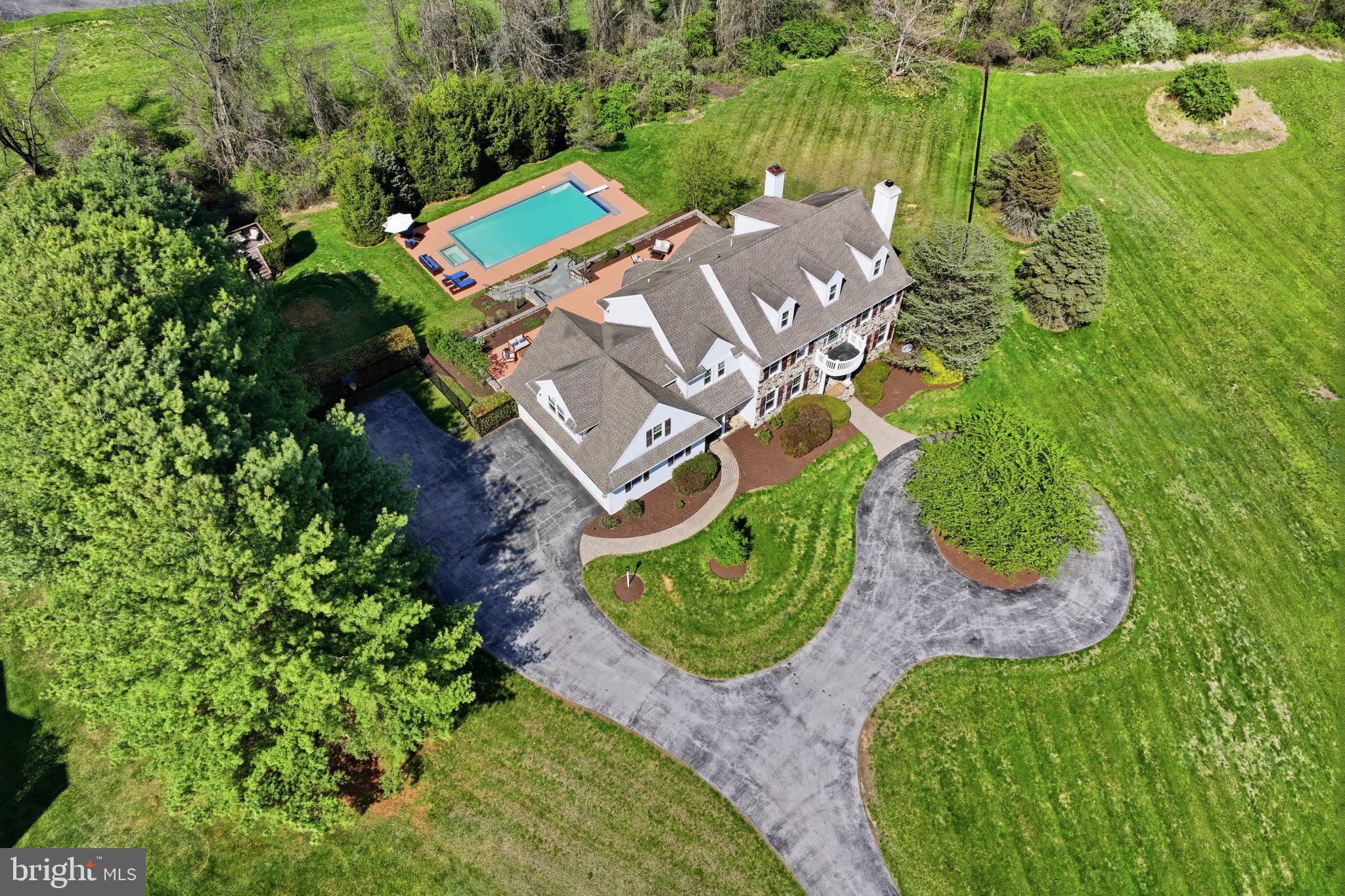 STONEBRIDGE - Residential