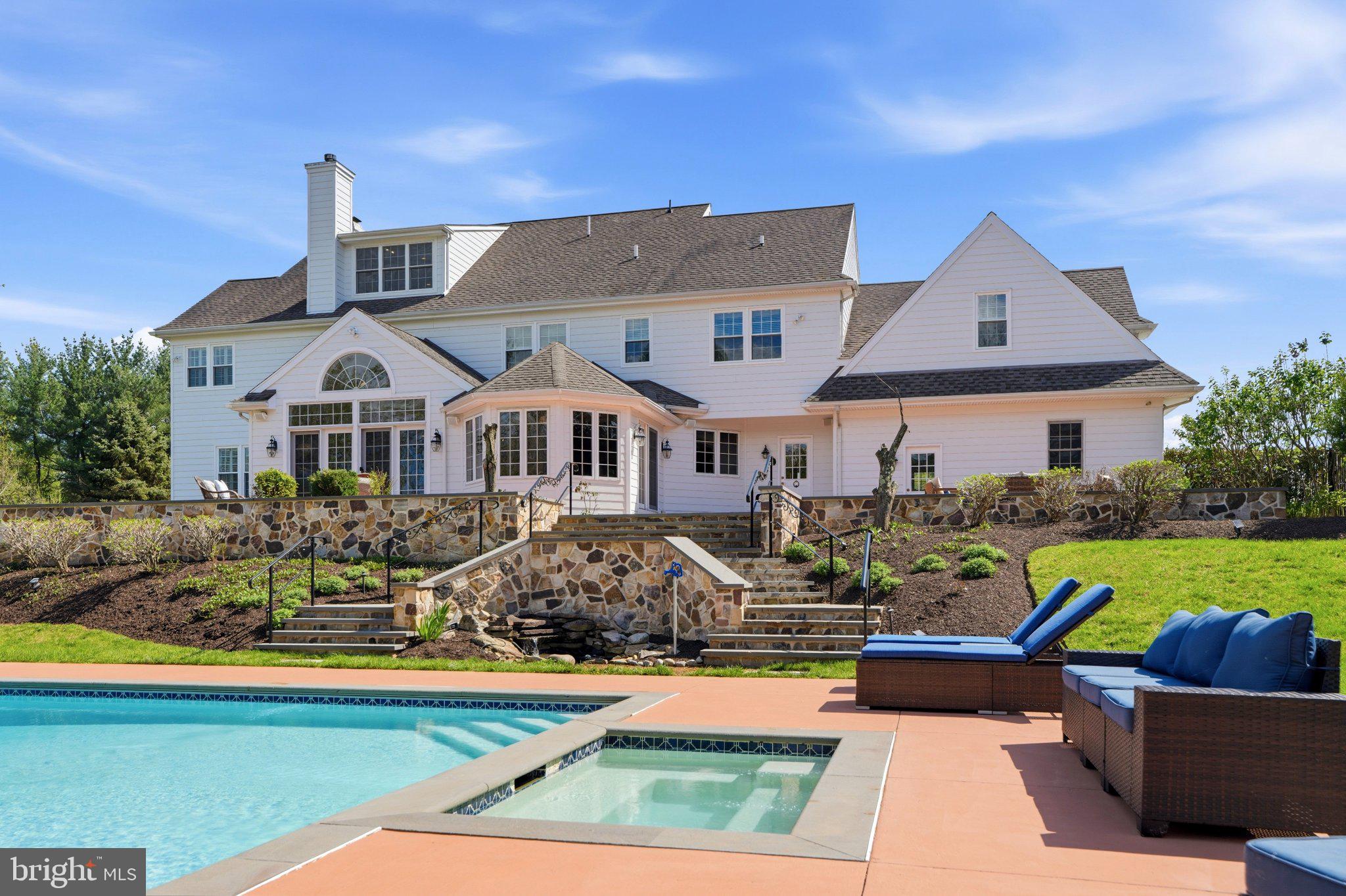 STONEBRIDGE - Residential