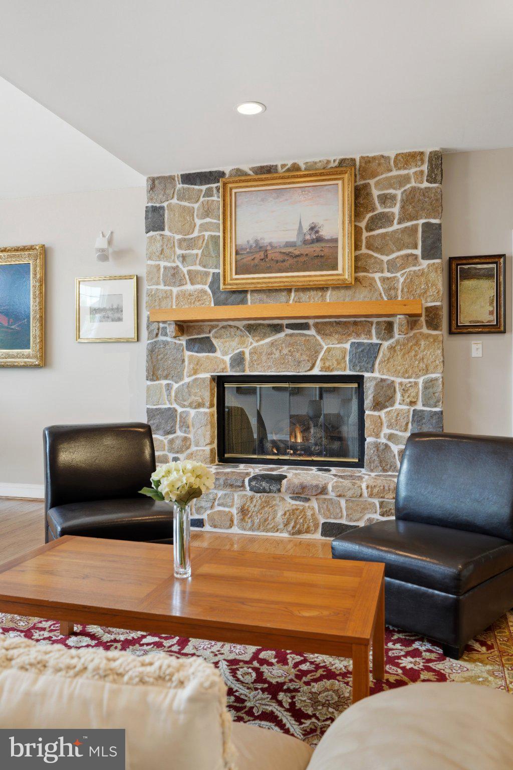 STONEBRIDGE - Residential