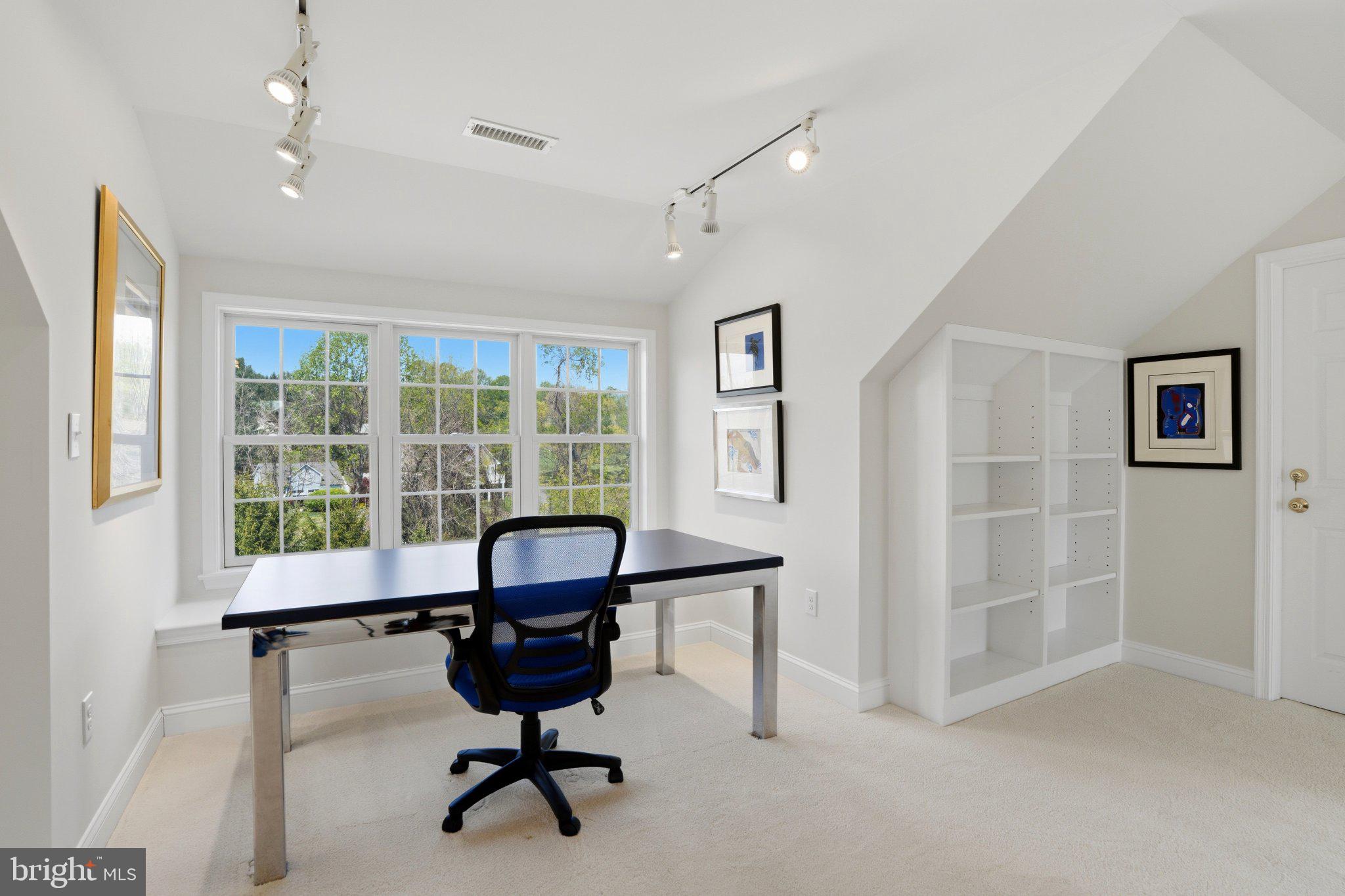 STONEBRIDGE - Residential