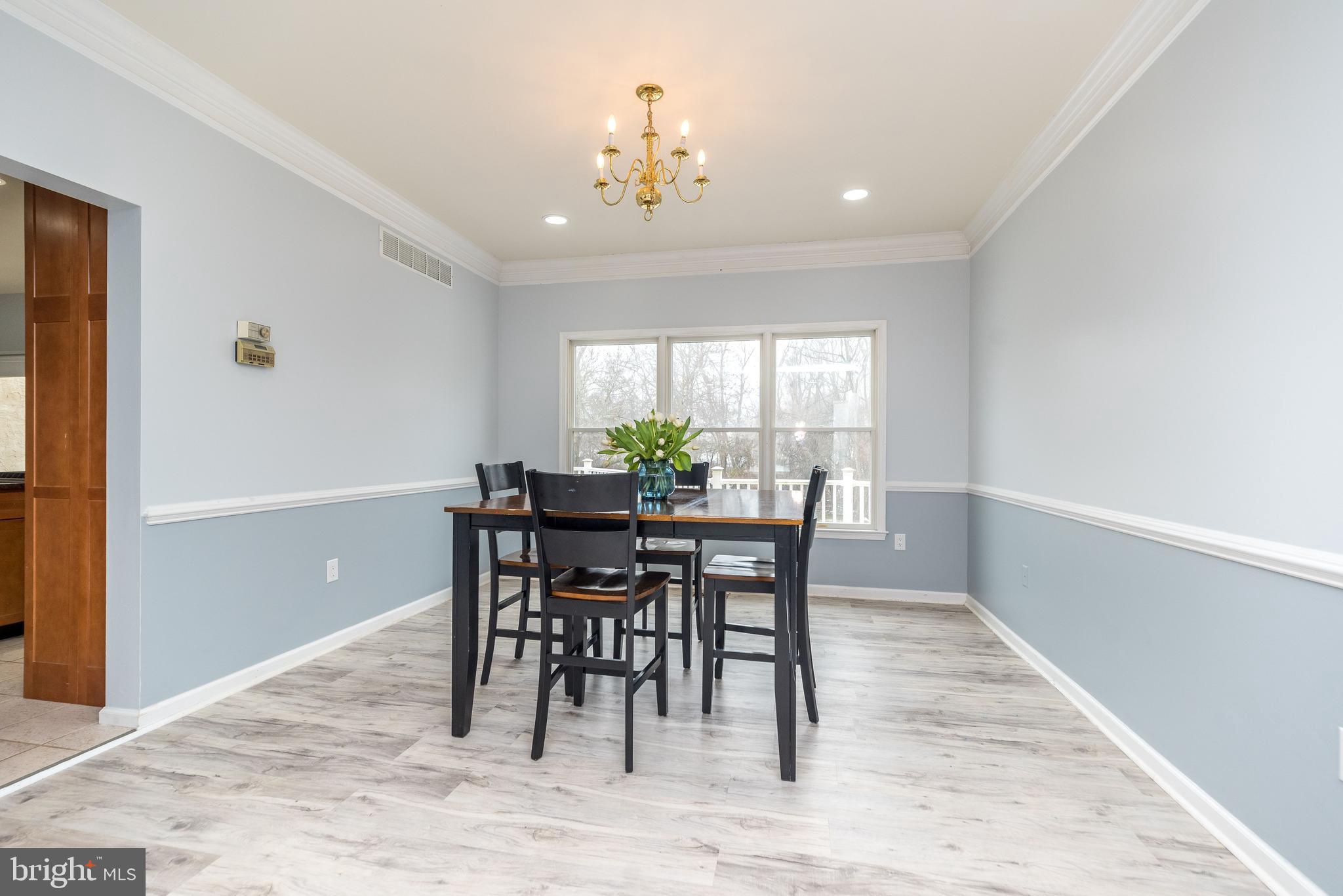 BRIDLE ESTATES - Residential