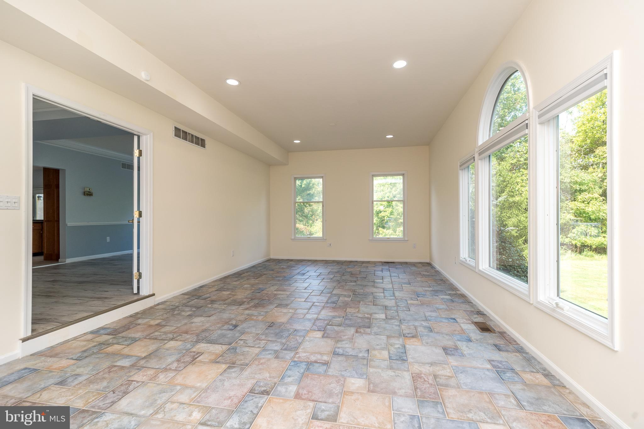 BRIDLE ESTATES - Residential