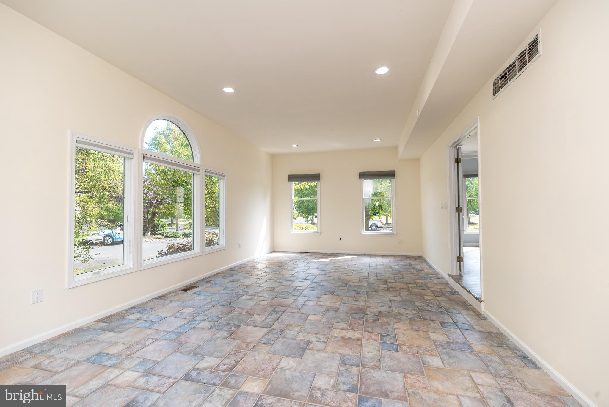 BRIDLE ESTATES - Residential