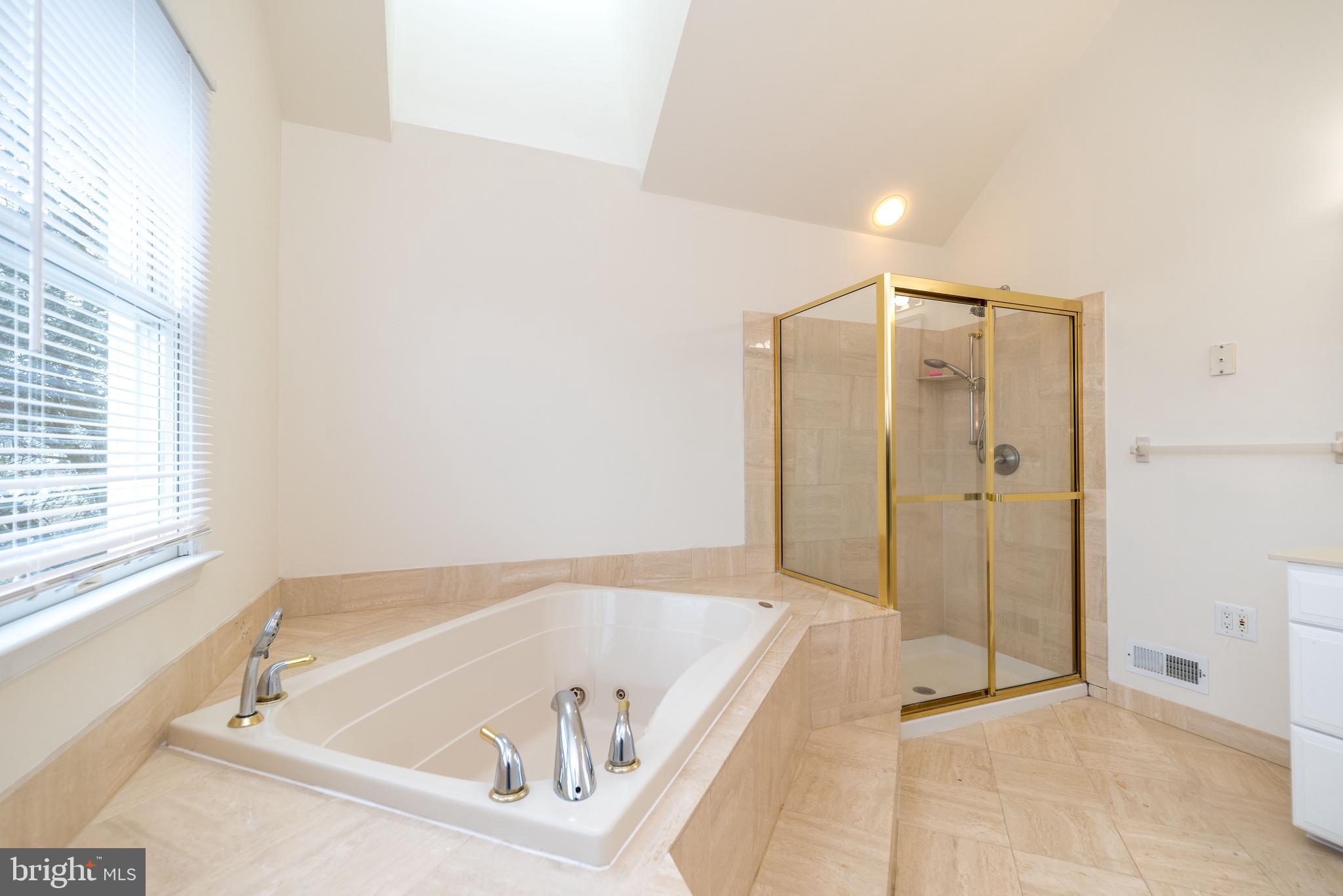 BRIDLE ESTATES - Residential