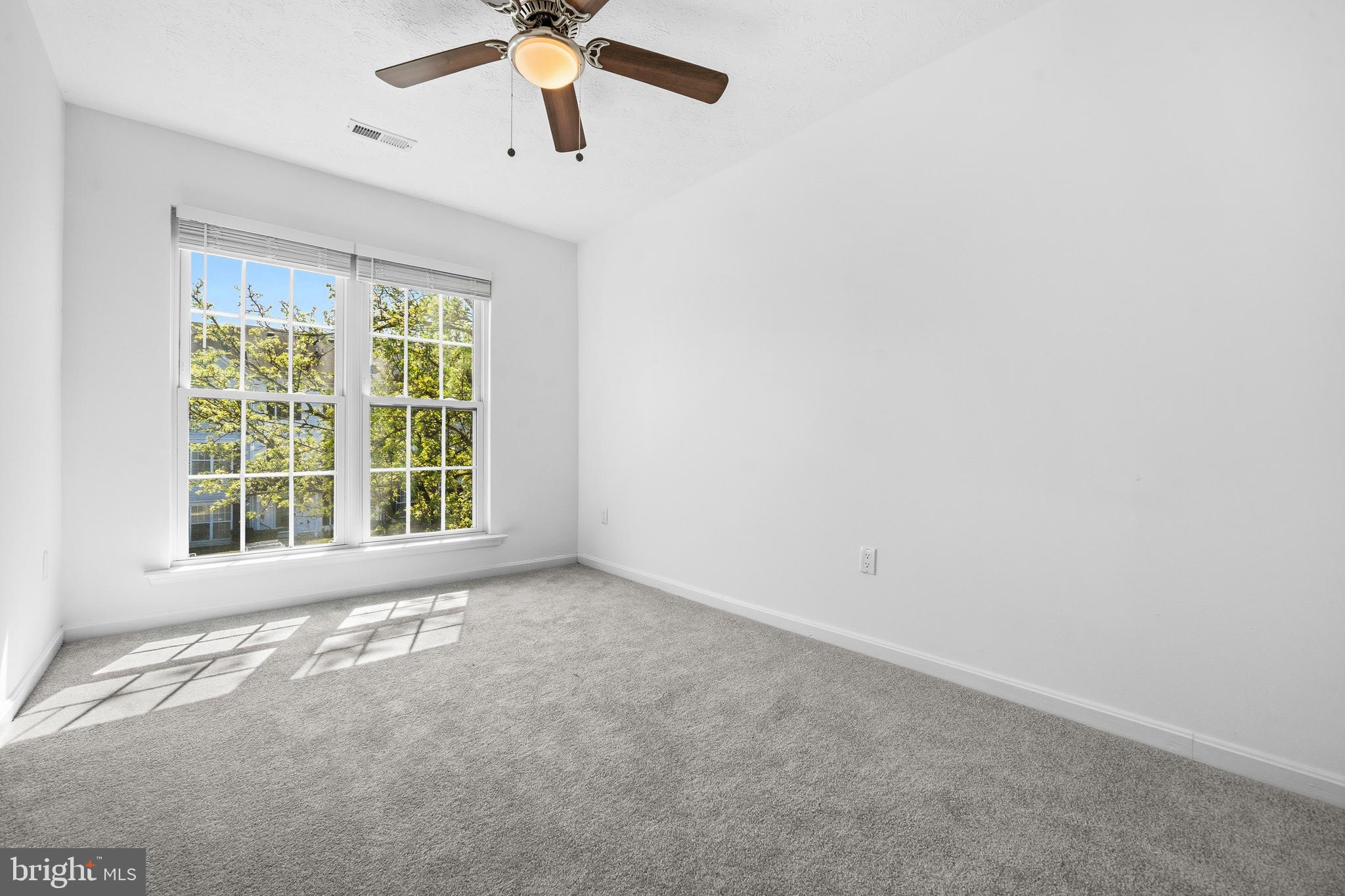 COVINGTON - Residential