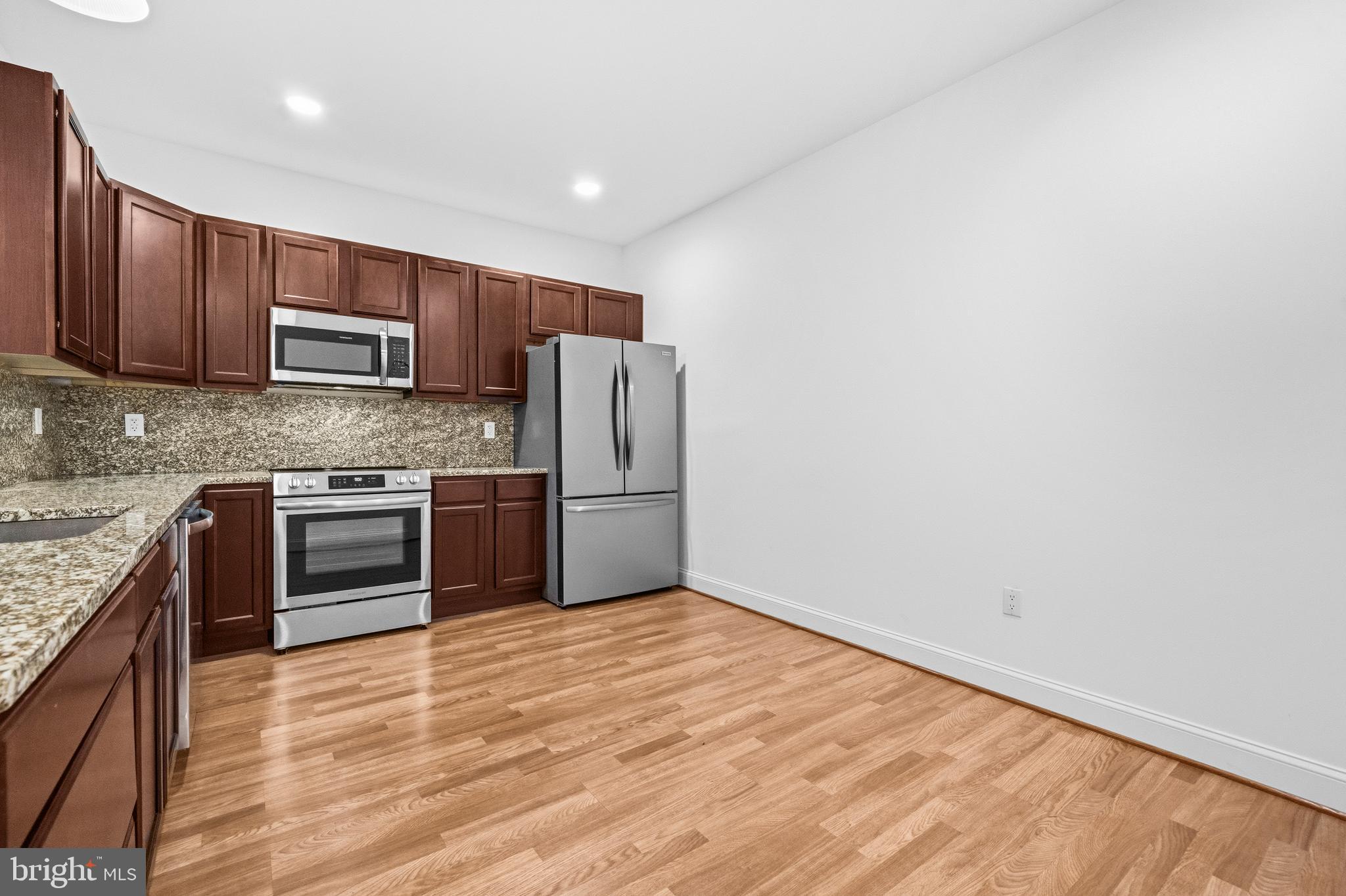 COVINGTON - Residential